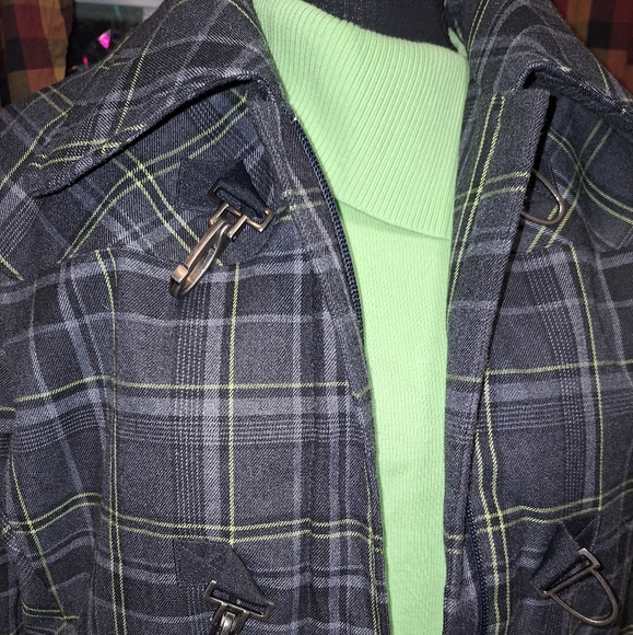 BNW Ladies Size 14 - Picture 1 of 9